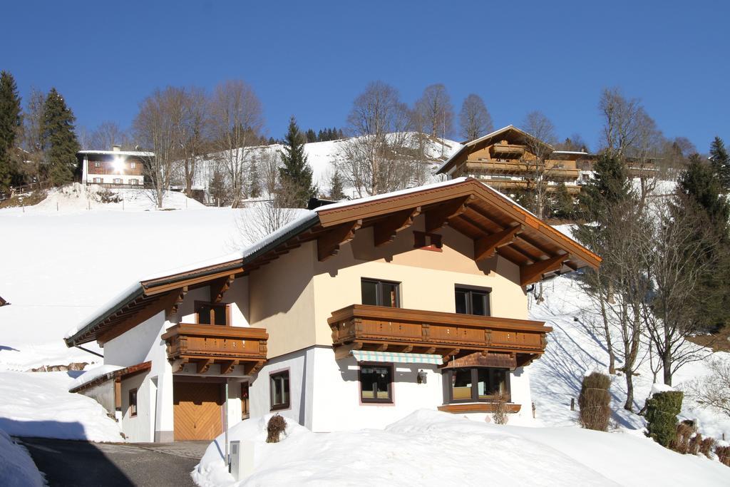 Appartamento Haus Schwaighofer Saalbach-Hinterglemm Esterno foto